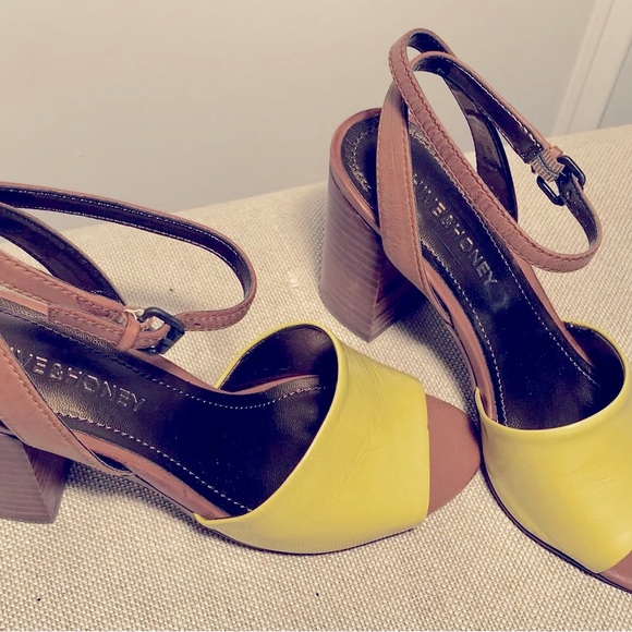 Beautiful leather stacked heel-NWT! - Picture 3 of 7